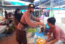 Tripika Wotu Kembali Bagikan Masker Gratis Bersama Mahasiswa