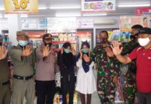 Tripika Wotu Pantau Penggunaan Masker di Pasar dan Swalayan