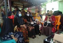 Istri Bupati Bone Sambangi Rumah Duka di Kecamatan Bengo