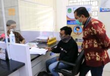 Pastikan Pelayanan Perizinan Berjalan Baik, Pjs. Bupati Kunjungi Kantor DPMPTSP