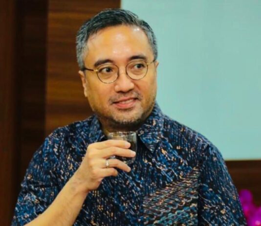 Evaluasi Satu Tahun Kabinet Pemerintahan Jokowi Periode Kedua, Komunikasi Pemerintah yang Tidak Efektif