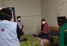 Baznas Bone Sambangi Pasutri Yang Tertahan di Rumah Sakit Hapsah