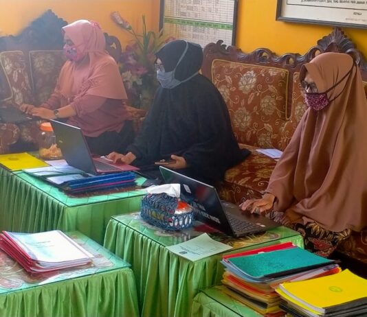 Persiapan SDN 229 Lamunre Hadapi Akreditasi Daring
