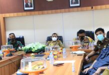 Dipimpin Menkopolhukam, Pjs. Bupati Luwu Timur dan Forkopimda Ikuti Rakor Anev