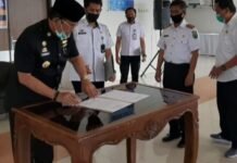 Lantik Eselon II dan III, Bupati Luwu : “Don’t Wait Until Tomorrow What You Can do Today”