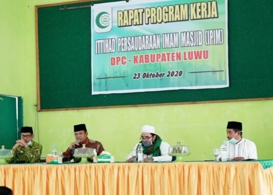 Bupati Luwu Berencana Lakukan Seleksi Imam Masjid
