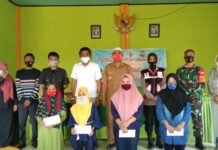 Salurkan BLT Desa Tahap 8, Ini Harapan Ketua BPD Selli