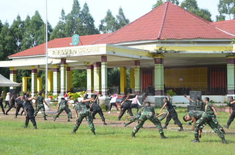Jaga Kebugaran Tubuh, TNI-Polri Gelar Olahraga Bersama