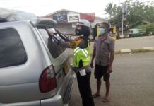 Kasat Lantas Polres Luwu Timur Pimpin Pelaksanaan Operasi Yustisi di Tugu Nanas Wasuponda