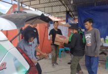 Misi Kemanusiaan, Pemdes Sindu Agung Serahkan Langsung Bantuan ke Sulbar