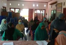 Bantuan Sosial Tunai Disalurkan di Desa Balobalo, 75 Kepala Keluarga Penerima Manfaat