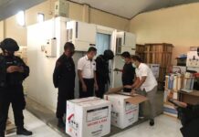 Distribusi Vaksin Sinovac ke Kabupaten Majene, Personil Polda Sulbar Kawal Ketat
