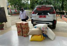 Kades Timusu Distribusikan Sembako Untuk Korban Gempa di Sulbar