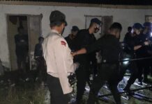 Polisi Dirikan Posko Pengungsian di SMK Kota Tinggi