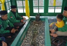 Harlah NU ke-95, ISNU Luwu Timur Ziarah Makam Datuk Sulaiman
