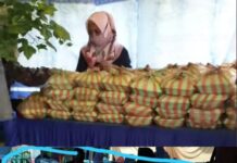 Pesta di Kalaena Masih Hidangkan Prasmanan, di Wotu Sudah Hidangkan Nasi Kotak