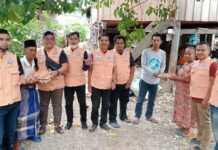 LKS-LU Bergerak, Para Lansia di Bone Nikmati Sembako dari Yayasan