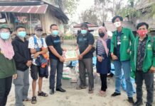 Jalin Kerja Sama, Polsek Baebunta Salurkan Bantuan Untuk Korban Bencana Angin Puting Beliung di Malbar