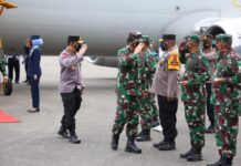 Panglima TNI dan Kapolri Bakar Semangat Satgas Nemangkawi