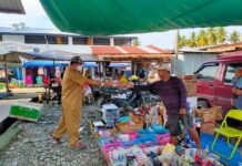 Kadis P2KUKM Luwu Utara Bagi Masker Bersama Asparindo Pusat, Ini Tujuannya