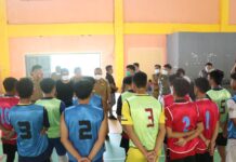 Wabup Budiman Berikan Motivasi Pemain Futsal Praporprov Lutim