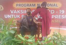 Vaksinasi Tahap Pertama, Paur Humas Polres Bone : Vaksin Ini Aman dan Halal !