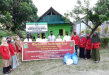 Mahasiswa KKLP Stisip Veteran Palopo Sambangi Pesantren dan Keramaian Jelang Buka Puasa