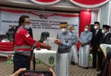 Hari Jadi Lutim ke-18, PT. CLM Serahkan Genose Covid-19 ke Pemda