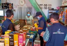 Kepala Loka POM Palopo Dampingi Timwas Obat dan Makanan Lutim di Pasar Wawondula
