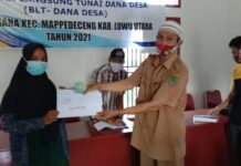 Salurkan BLT DD, Pemdes Hasanah : Semoga Membantu Kebutuhan Pokok Warga Jelang Idulfitri