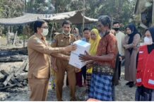 Wakil Bupati Luwu Utara Serahkan Bantuan Logistik Pada Korban Kebakaran di Malbar