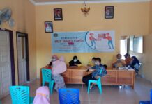 Selain Salurkan BLT-DD Pemdes Rinjani Juga Bagikan Vitamin