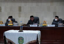 Paripurna DPRD, Bupati Serahkan Empat Ranperda dan KUA PPAS Tahun 2022