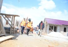 Pekerjaan Huntap di Mappedeceng Terus Digenjot, Bupati Harap Berjalan Baik dan Lancar