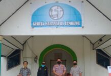 Personil Polsek Burau Laksanakan PAM Gereja