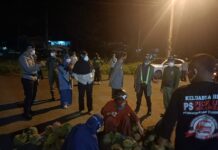 Kasi Trantib Nuha Lakukan Patroli Penerapan PPKM Level 4