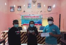 Pemdes Pertasi Kencana Salurkan BLT-DD ke 70 KPM
