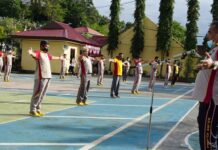 Tingkatkan Imun, Personel Polres Luwu Timur Laksanakan Olahraga Pagi