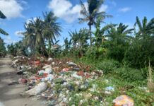 Tumpukan Sampah di Tatae Dikeluhkan Warga