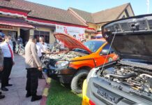 Kapolres Luwu Utara Periksa Kelengkapan Puluhan Randis