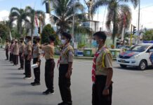 Bantu Pemerintah Sosialisasikan Prokes, Pramuka Kwarcab Luwu Utara Bagi-Bagi Masker Secara Gratis