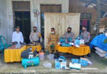 Pererat Silaturahmi, Kapolsek Bone-Bone Kunjungi Sejumlah Tokoh Masyarakat Desa Sadar