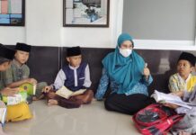 Sufriaty Senang Lihat Anak-Anak Semangat dan Tertib Belajar Ngaji