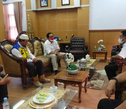 Jalan Trans Sulawesi Ruas Radda dan Dalam Kota Masamba Dibenahi, Wabup : Alhamdulillah, Ini Kabar BaikÂ