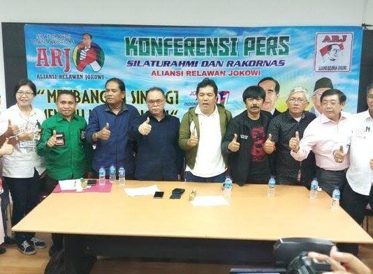 Aidil Fitri Dilantik Jadi Komisaris BUMN Angkasa Pura Supports, Ketum Partai UKM Indonesia Ucapkan Selamat Bekerja