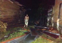 Hujan Deras dan Angin Kencang, Atap Rumah Warga di Burau Ambruk