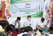 Bawaslu Luwu Timur Peringati Maulid Nabi Muhammad SAW Bersama Anak Yatim