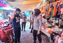 Momentum Sumpah Pemuda, Polwan Polres Luwu Utara Bagi 10 Ribu Masker