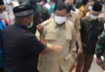 Kuliah Umum Bareng Menhan, Rondi Rumpak Terlihat Akrab dengan Prabowo