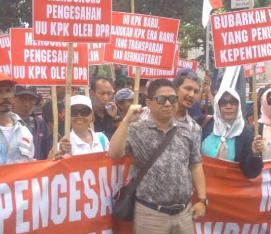 Syafrudin Budiman Tokoh Relawan Jokowi Dukung Ganjar Pranowo, Pilih Puan Maharani Bikin Kadrun Berkuasa